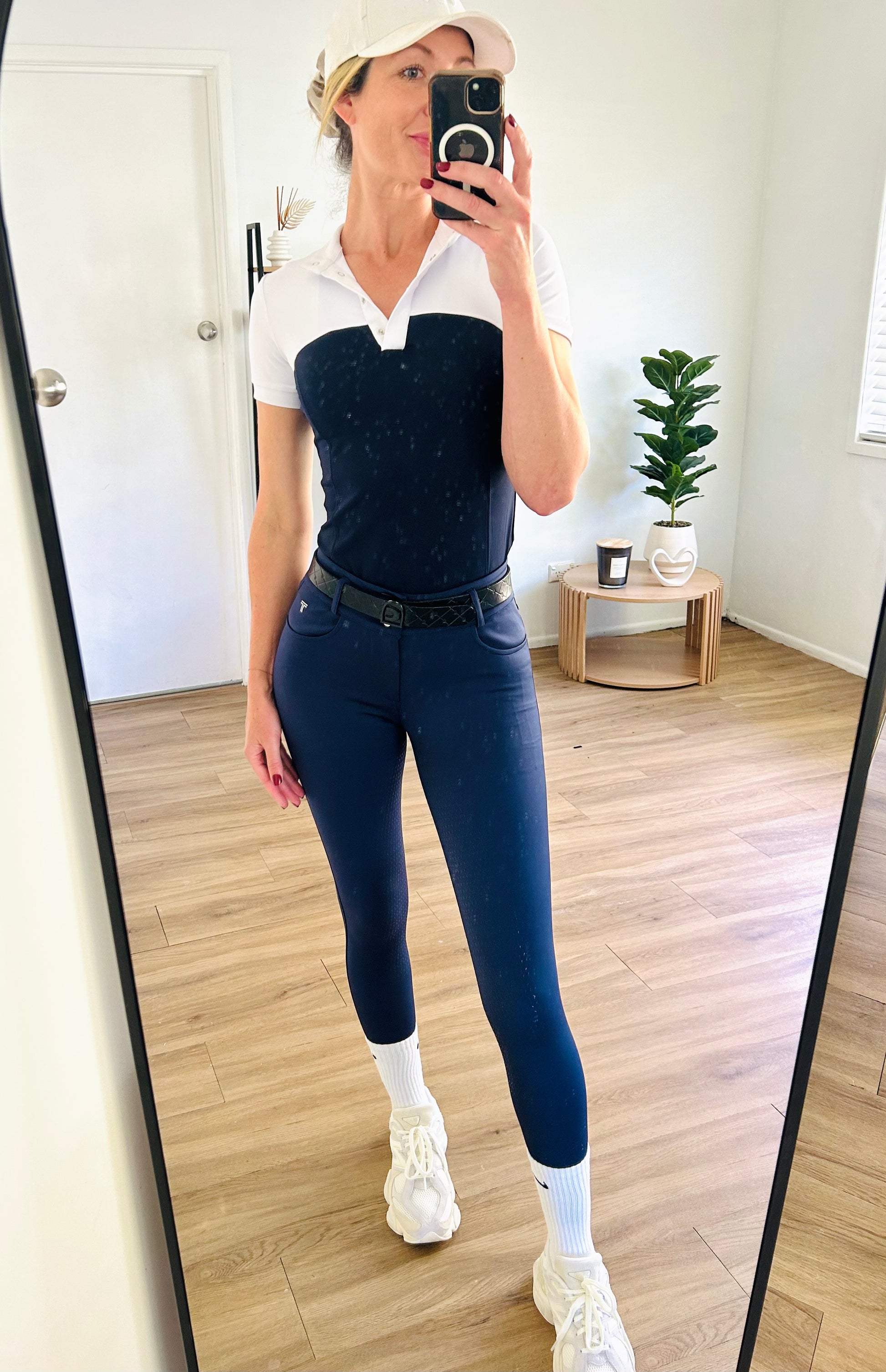 Elevate breech- Navy